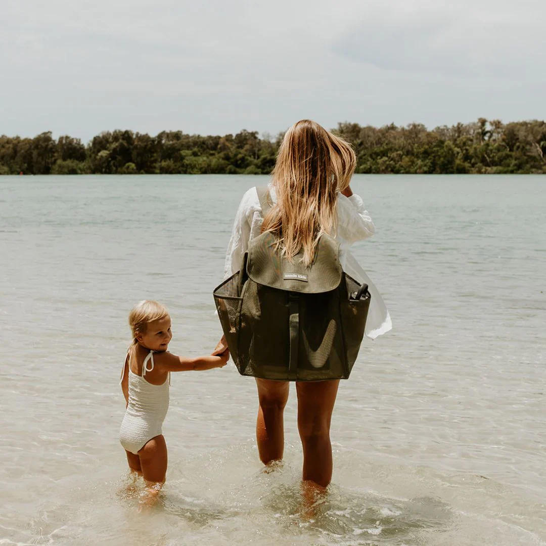 Beach Hauler - Mesh Backpack - Pandanus - Image 9