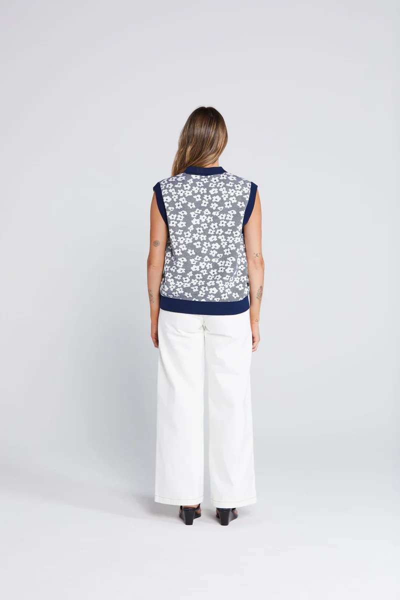Fairway Flowers Polo - Bleached Navy - Image 5