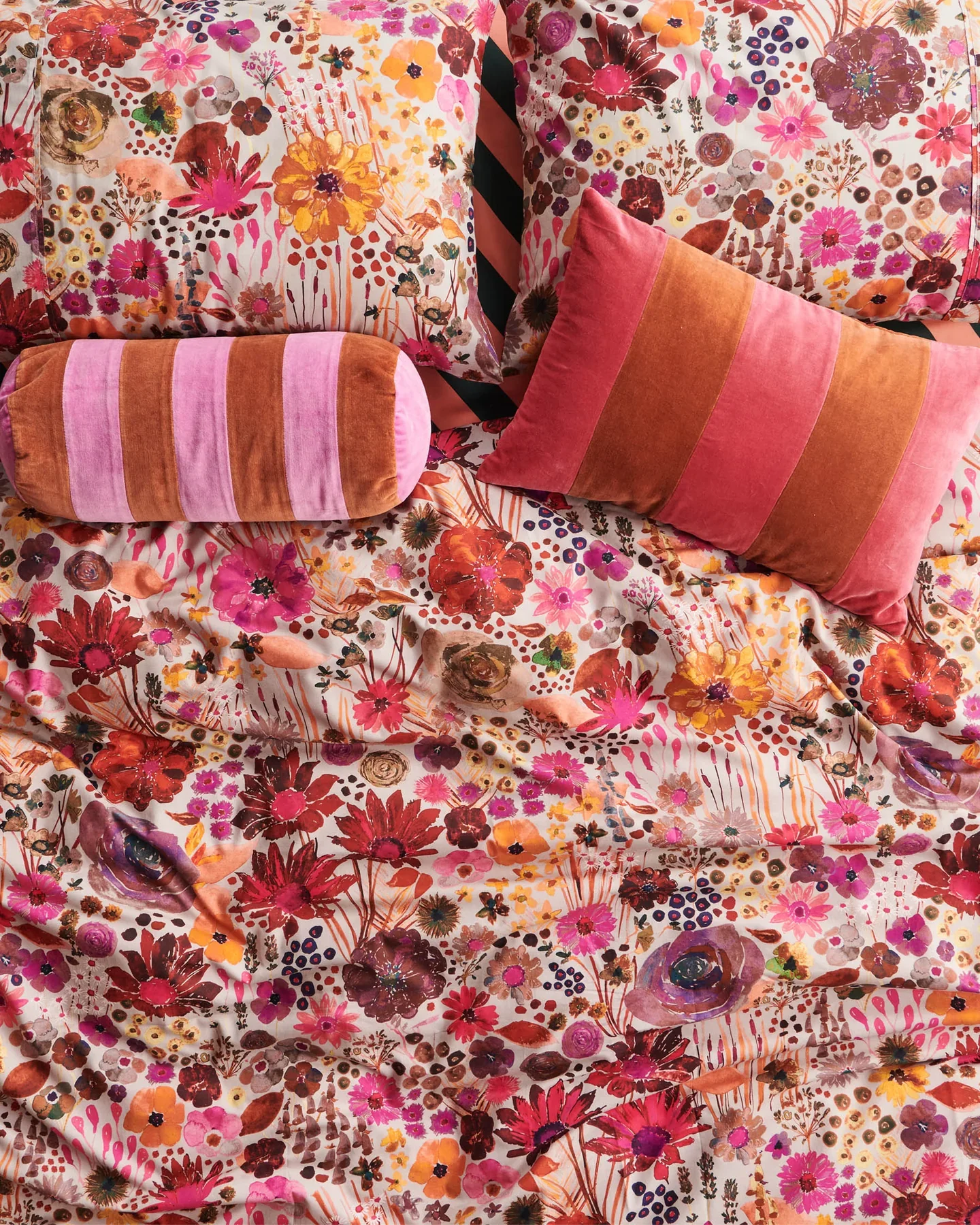 Field Of Dreams Silver Organic Cotton Pillowcases 2 Pack Set - Image 3