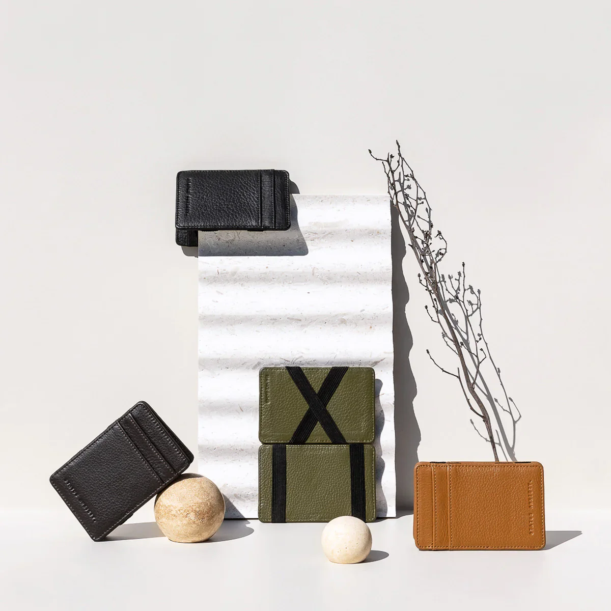 Flip Wallet - Khaki - Image 9