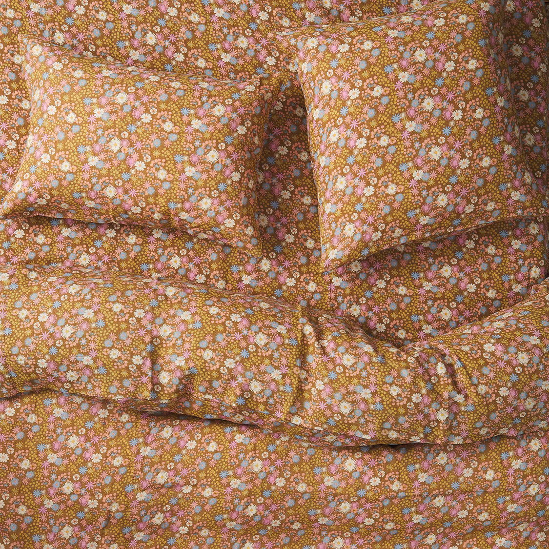 Hayfolk Linen Quilt Cover - Image 2