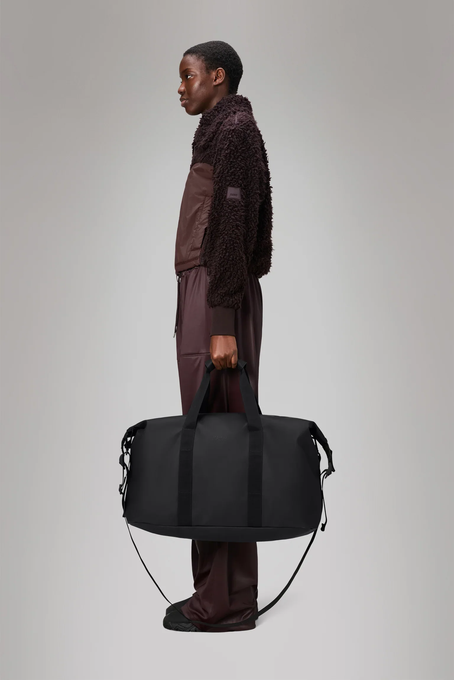 Hilo Weekend Bag - Black - Image 4