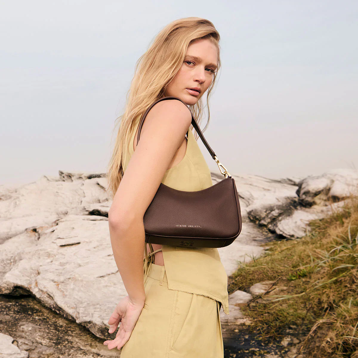Look Both Ways Bag - Cocoa/Brushed Gold - Image 3