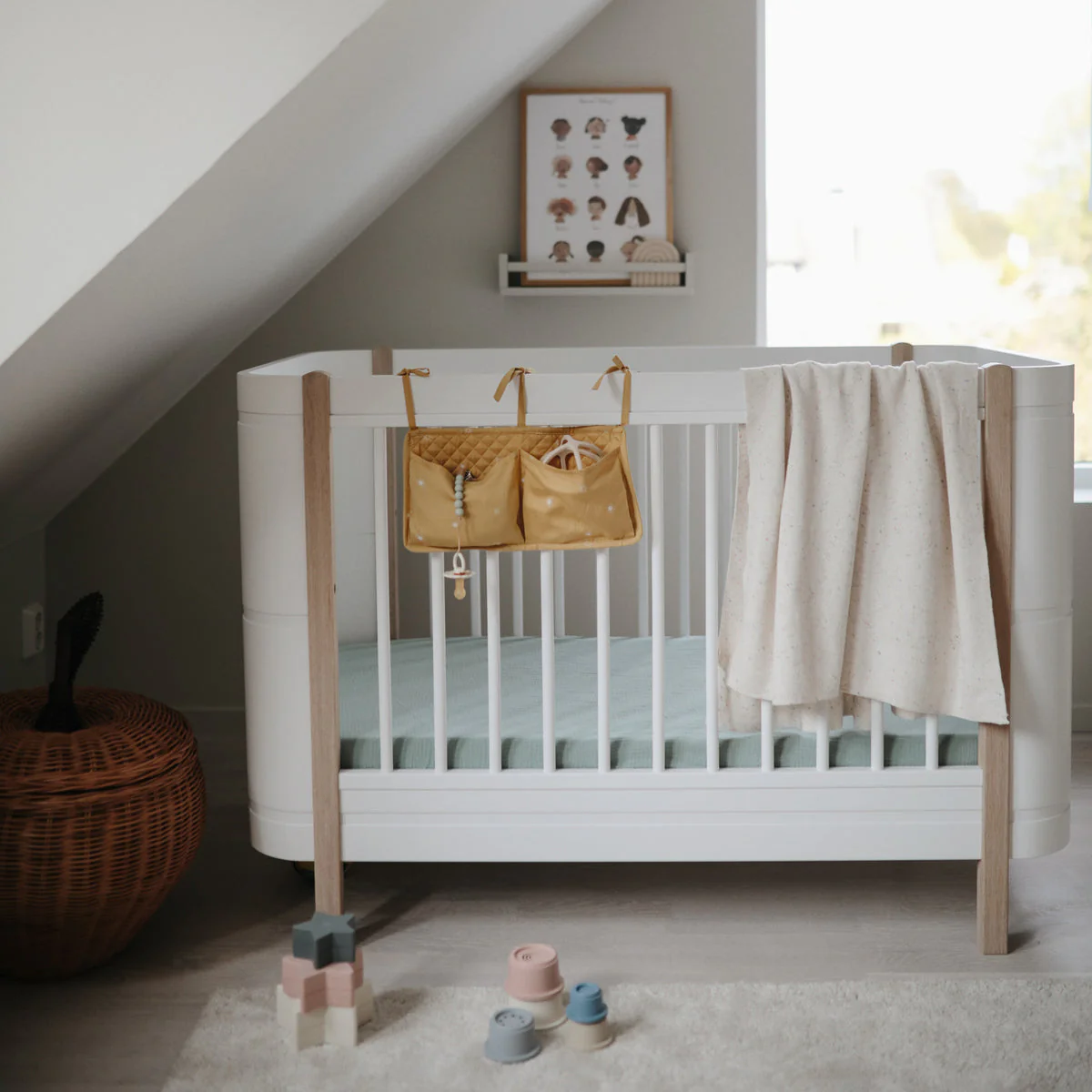 Super Soft Crib Sheet - Roman Green - Image 4