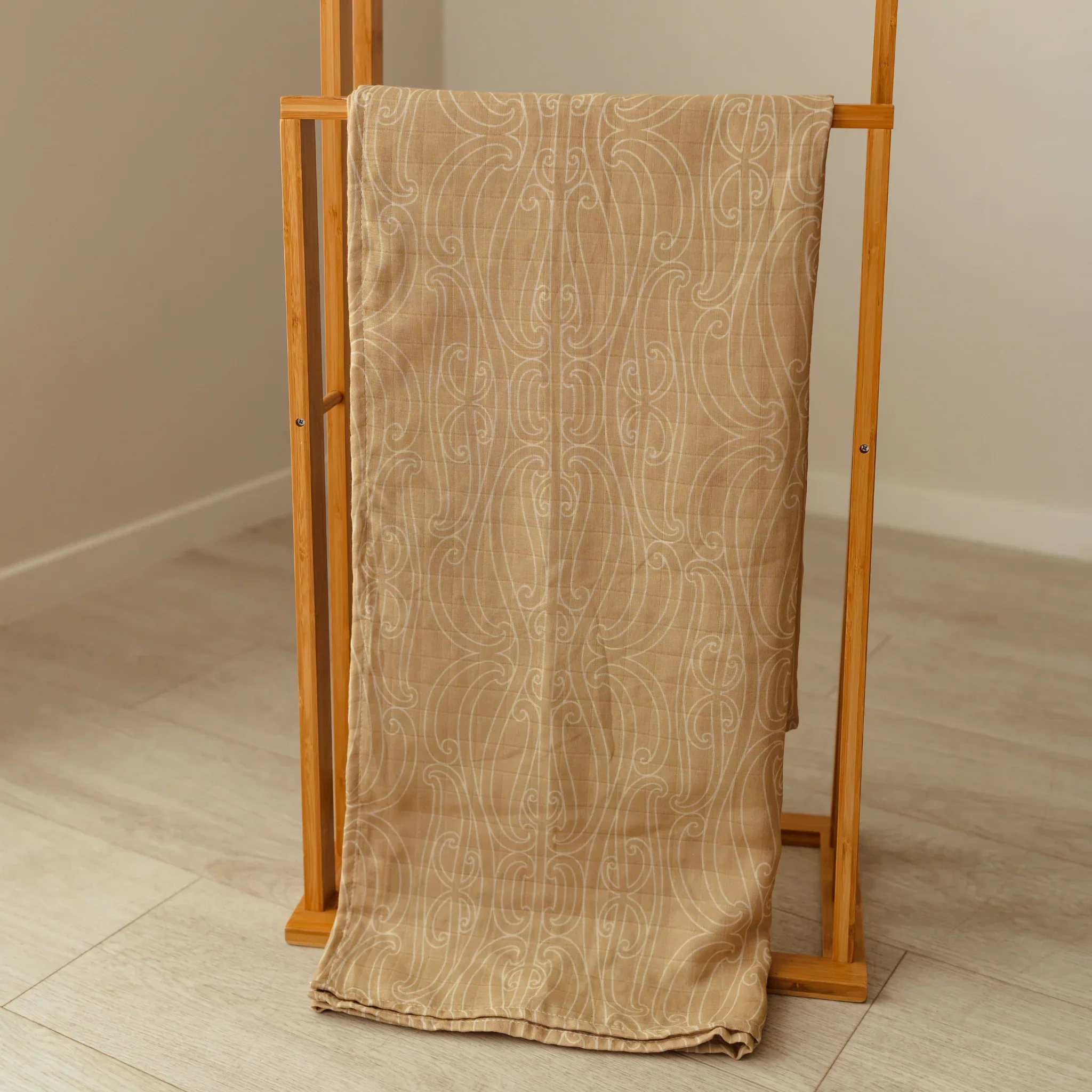 Muslin Wrap - Manaaki - Onepu - Image 4