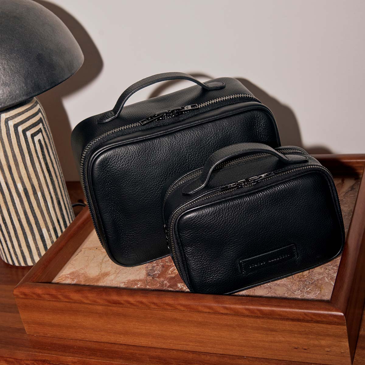 Sail On Toiletry Bag - Black - Image 4