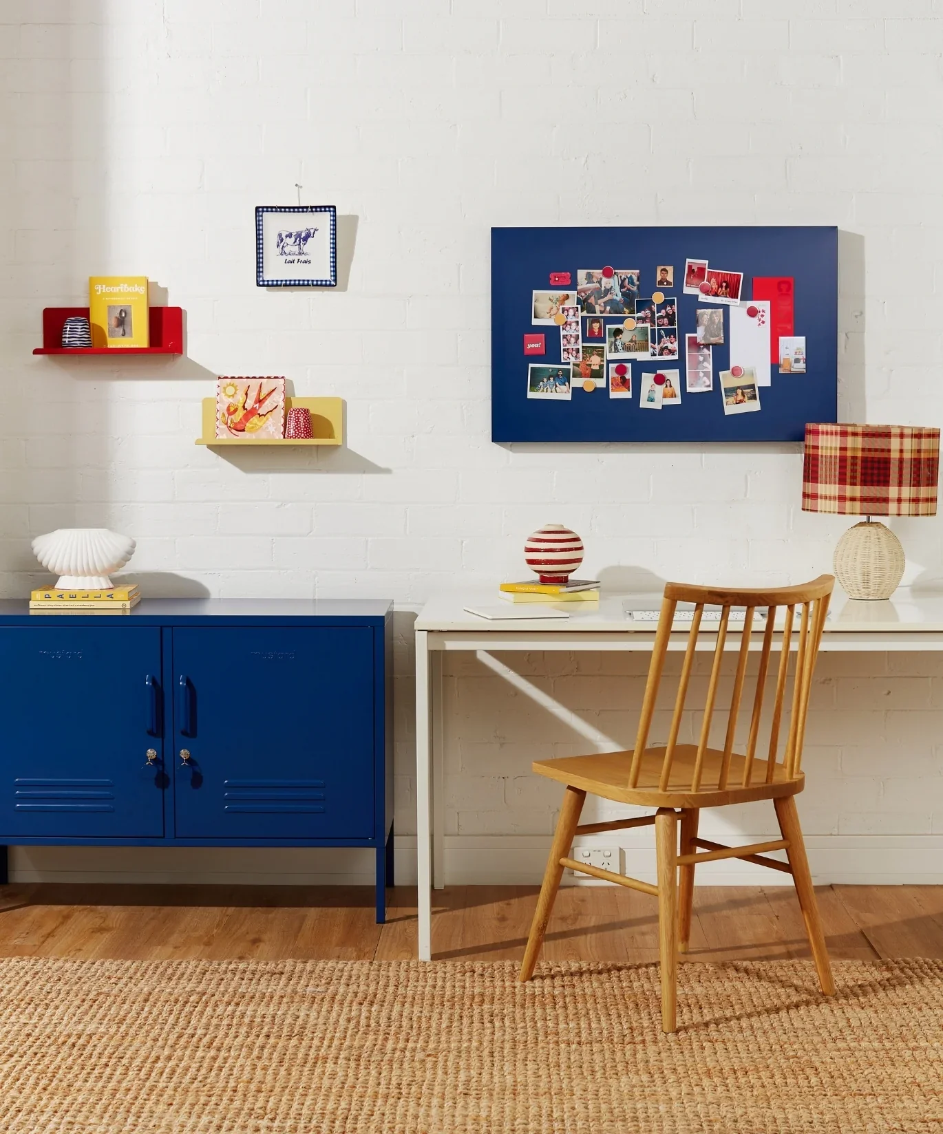 The Storyboard in Navy - Image 3