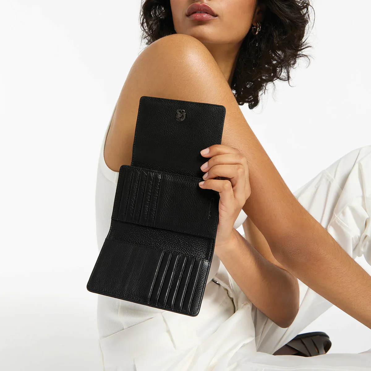 Visions Wallet - Black - Image 2