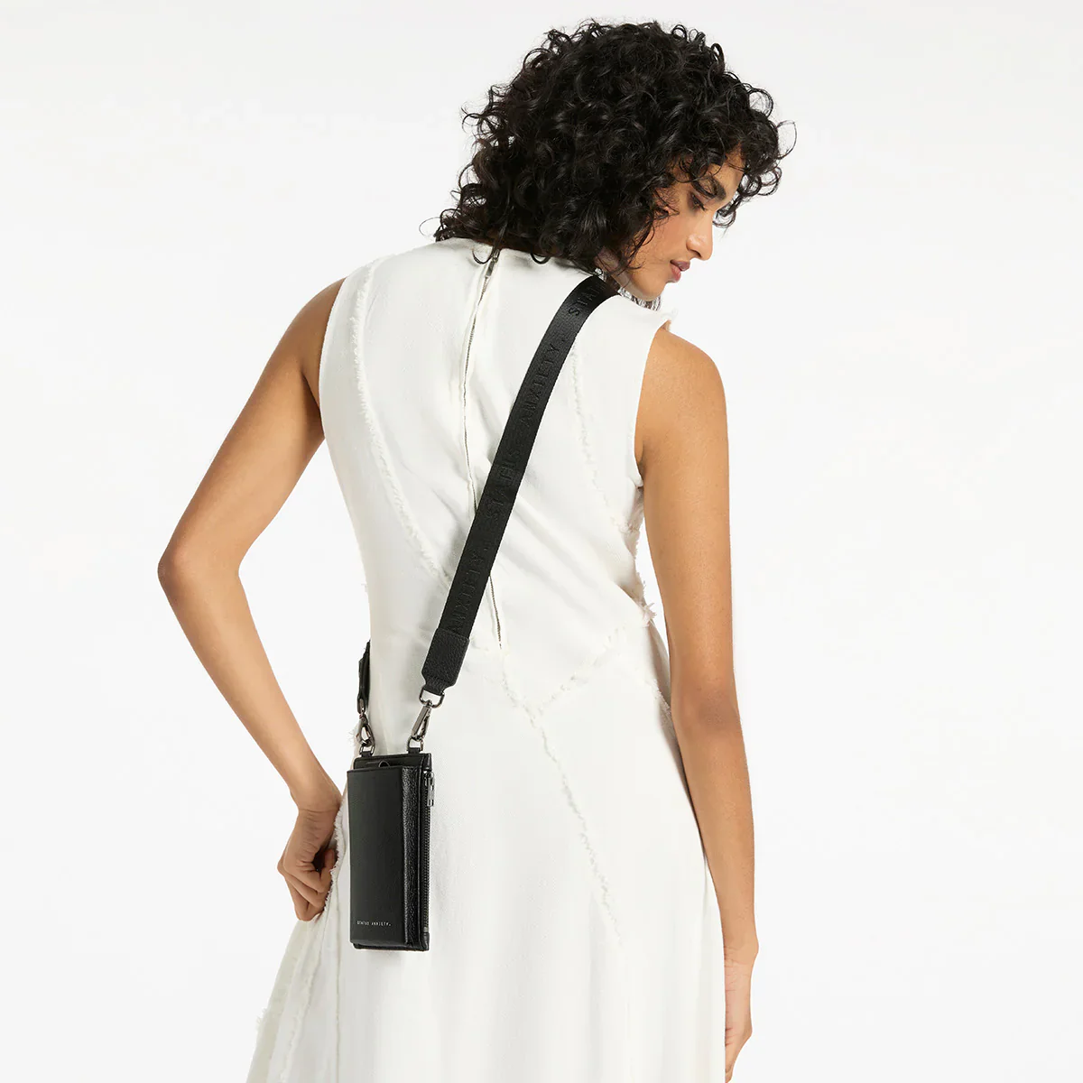 Voyager Bag - Black - Image 8